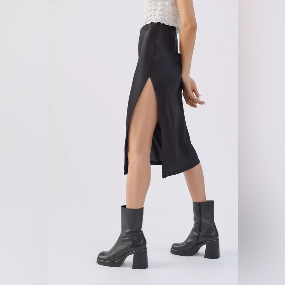 Urban Outfitters Edy Satin Midi Skirt